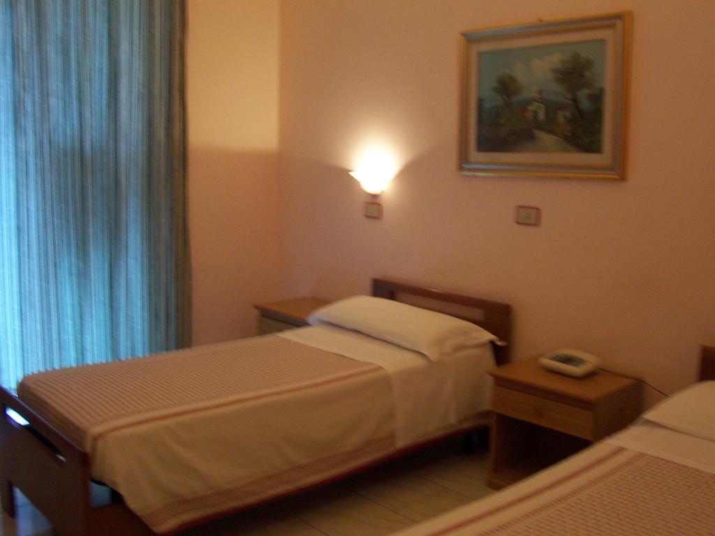 Hotel Pensione Romeo Bari Quarto foto