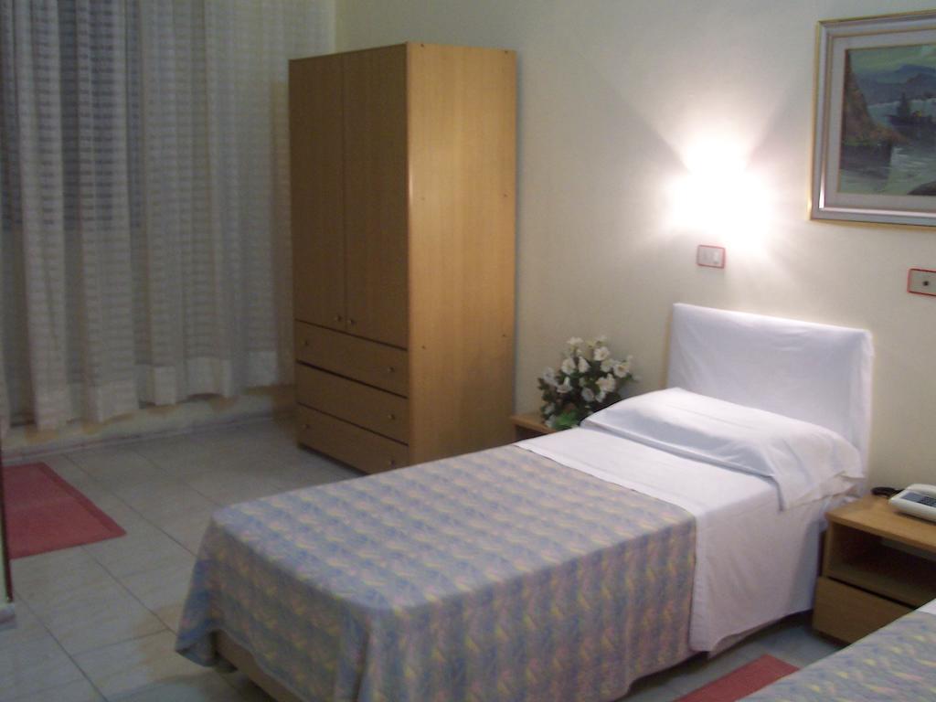 Hotel Pensione Romeo Bari Quarto foto